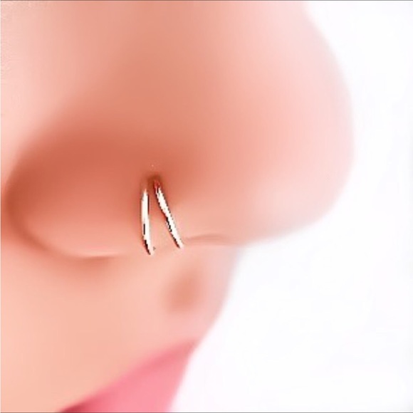 🌻NIB Handmade Crescent Moon Double Hoop Nose Ring🌻 - Picture 3 of 13